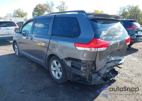 2011 Toyota Sienna Le V6 from USA, damaged, VIN 5TDKK3DC8BS011112